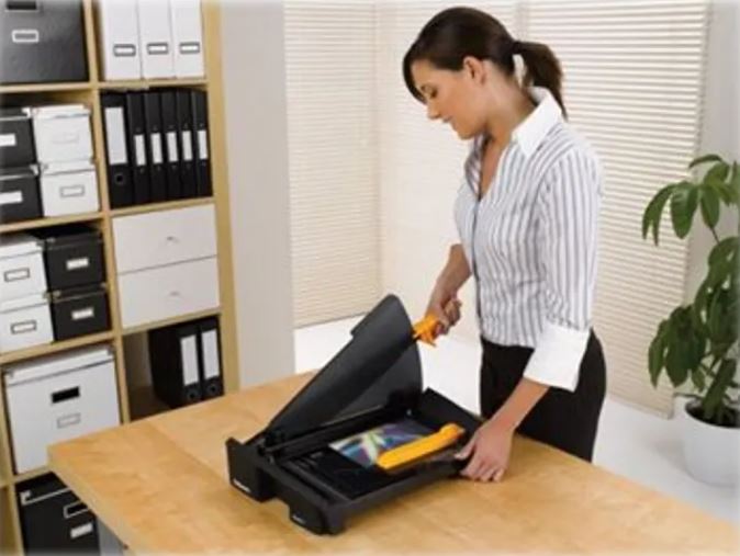 Massicot Fellowes coupe 20 feuilles