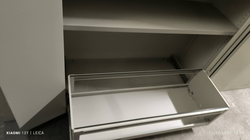 Armoire métallique 404   2 portes KZ