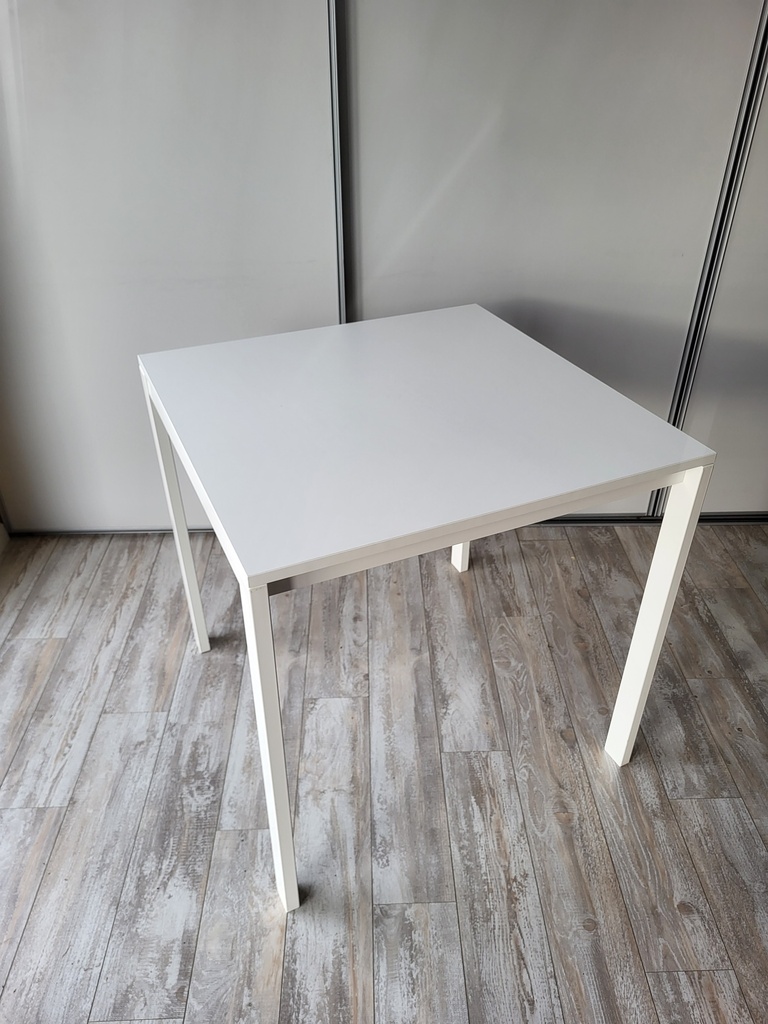 Table Ikéa Melltorp 75x75x74cm tbé