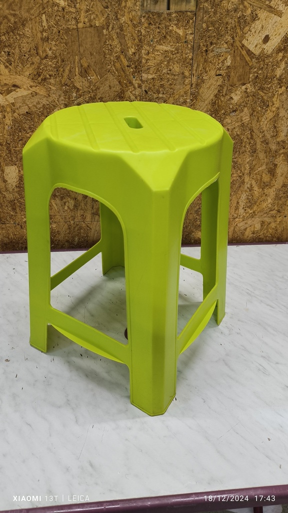 Tabouret plastique