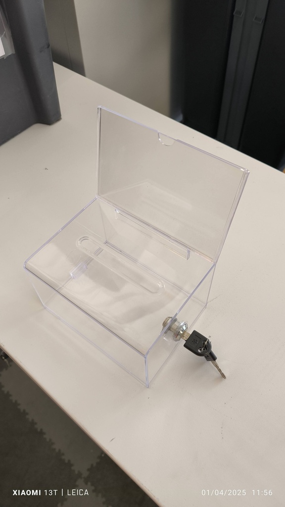 Petite urne transparente