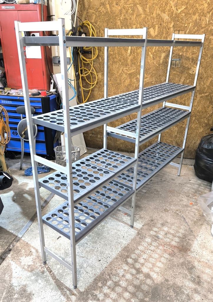 Etagères chambre froide