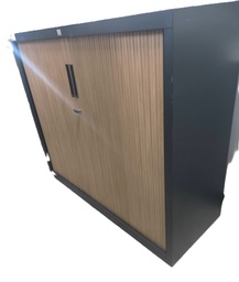 [R4bD] Armoire basse 439 à rideaux