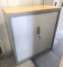[Z4] Armoire basse 440 à rideaux 100cm